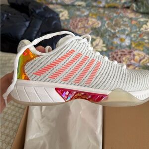 K-Swiss Lucky in Love Women’s Tennis Shoes, never worn!